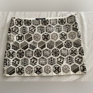 Fashion skirt used and perfect condition!!